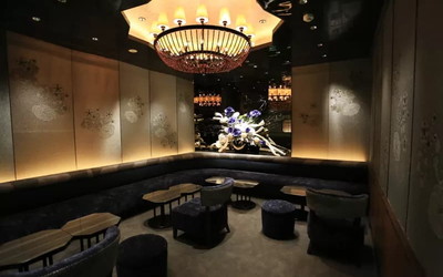 ハナビの店内2